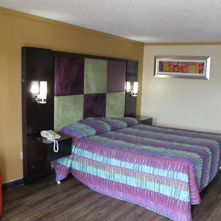 Executive Inn & Suites Nashville Buitenkant foto