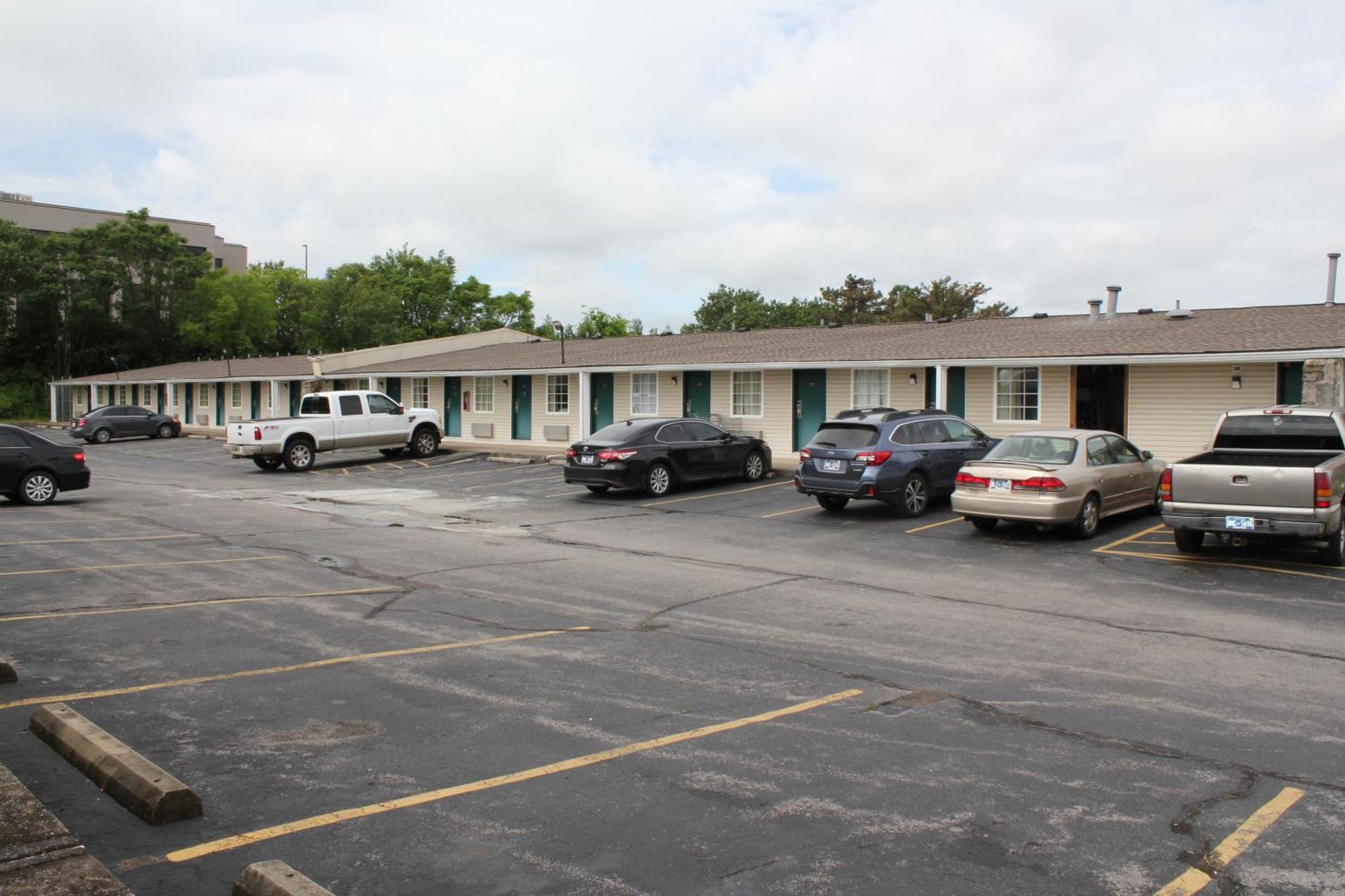Executive Inn & Suites Nashville Buitenkant foto